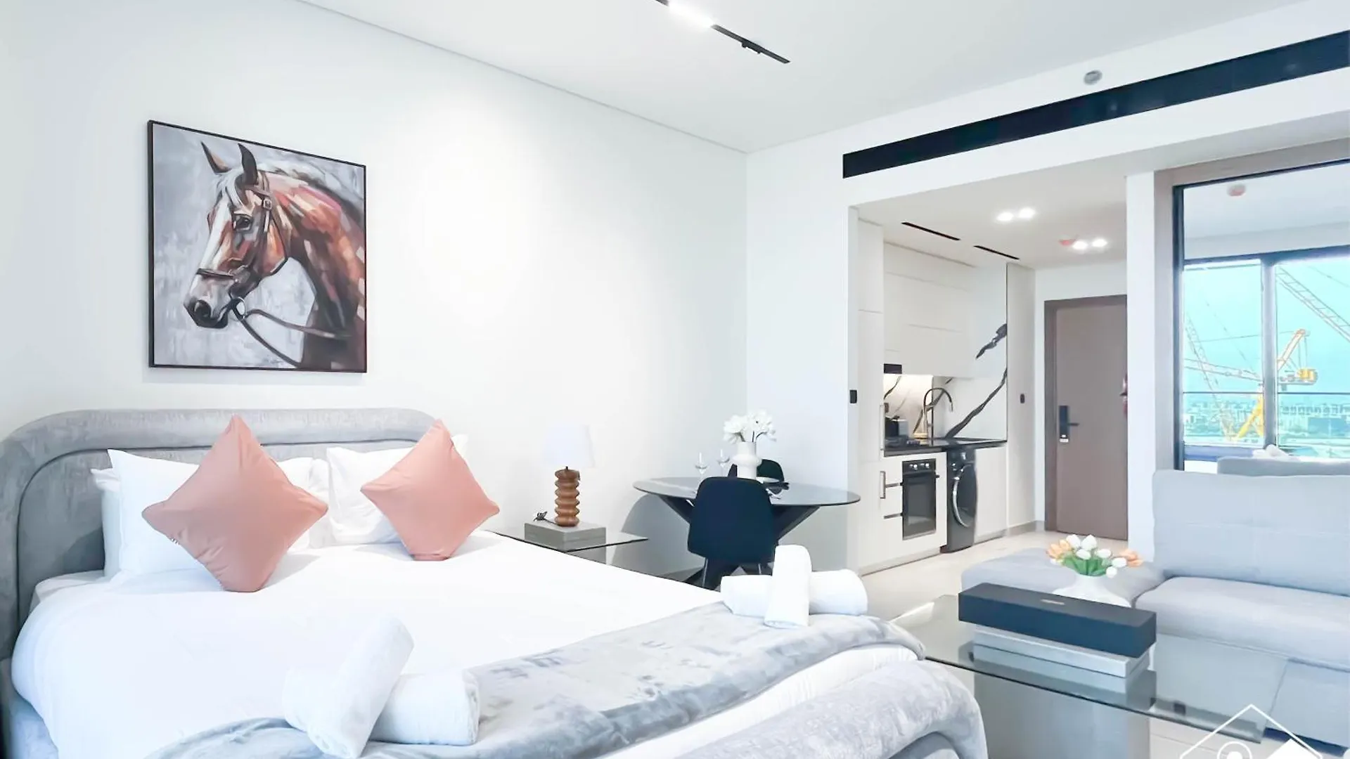 Relax With A View L Canalfront Balcony & Jacuzzi Dubai 0*,  United Arab Emirates
