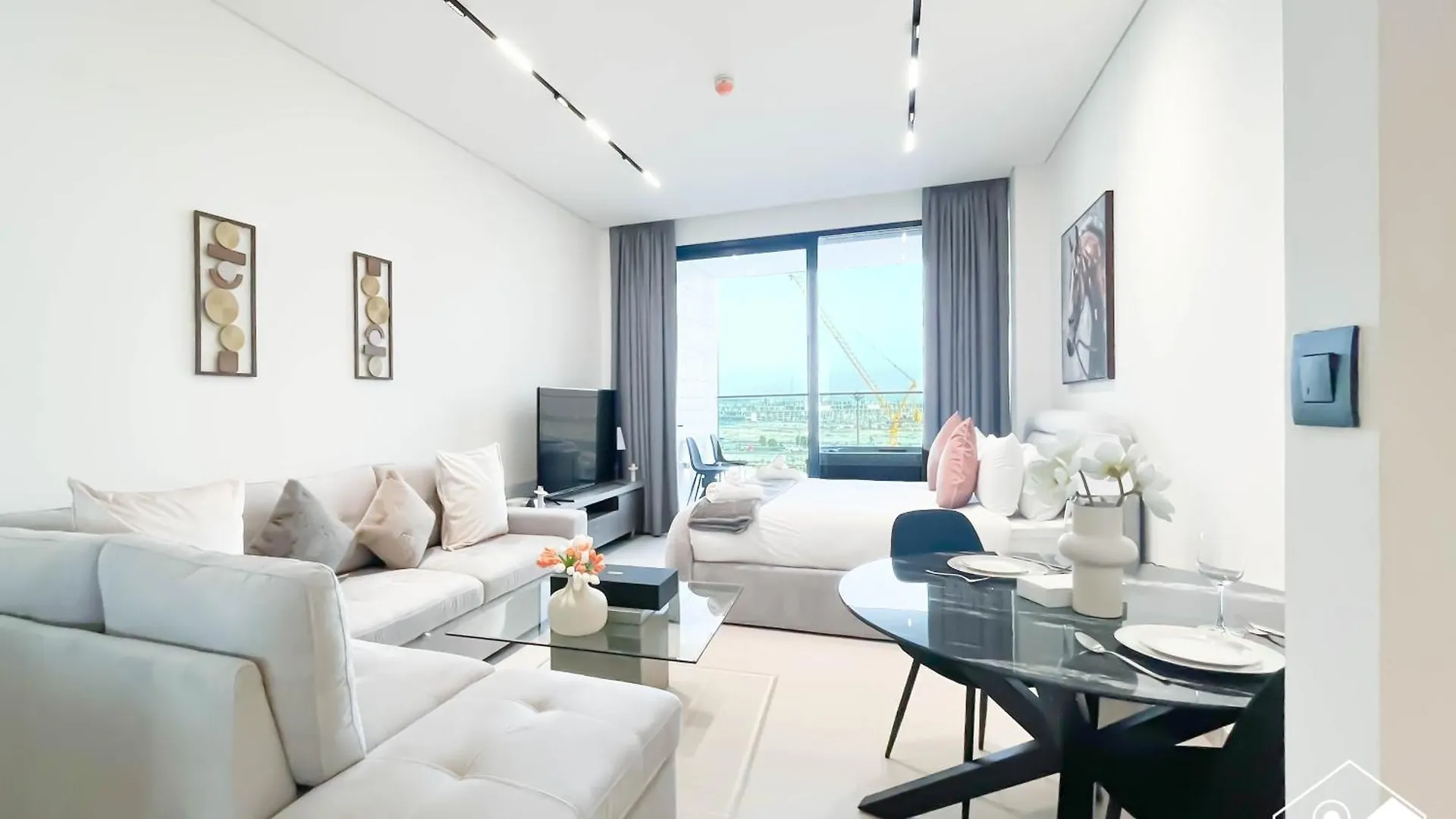 Apartment Relax With A View L Canalfront Balcony & Jacuzzi Dubai